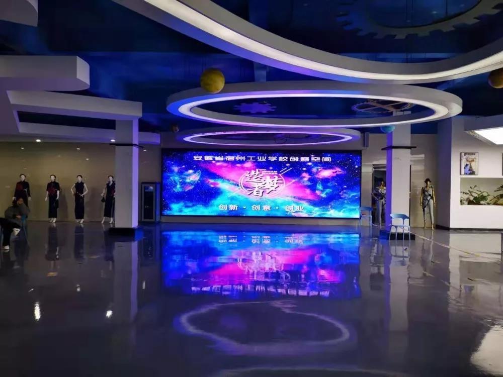 2020年宿州市中职学校技能大赛——宿州工业学校插花艺术赛图片集锦(图25)