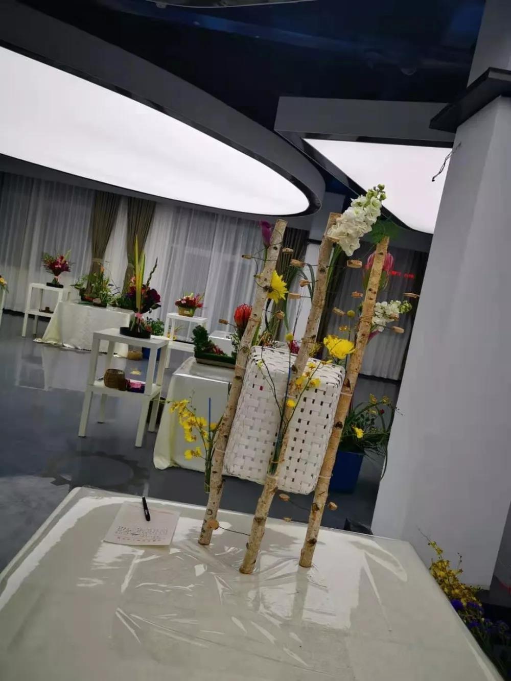 2020年宿州市中职学校技能大赛——宿州工业学校插花艺术赛图片集锦(图8)