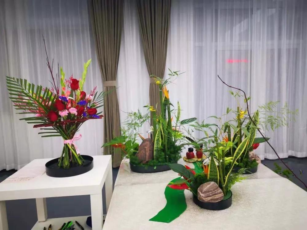 2020年宿州市中职学校技能大赛——宿州工业学校插花艺术赛图片集锦(图23)