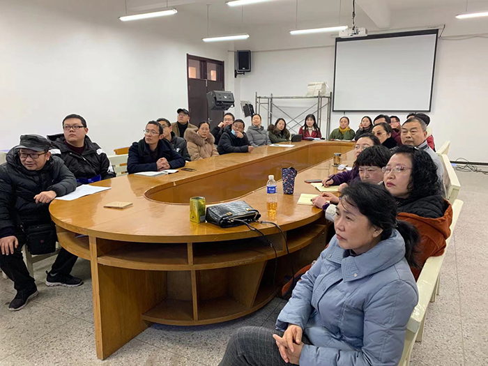 工欲善其事  必先利其器 ——宿州工业学校开展信息化教学培训(图2)