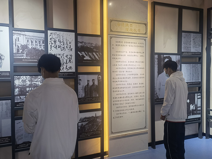 不忘历史  牢记使命 ——宿州工业学校2021年清明节祭扫革命烈士墓活动(图6)