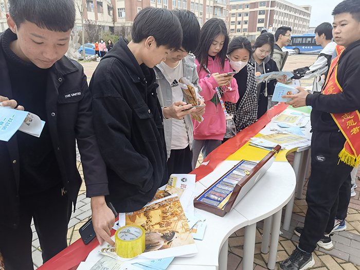 宿州工业学校“禁毒宣传——2021春风行动” 活动纪实(图3)