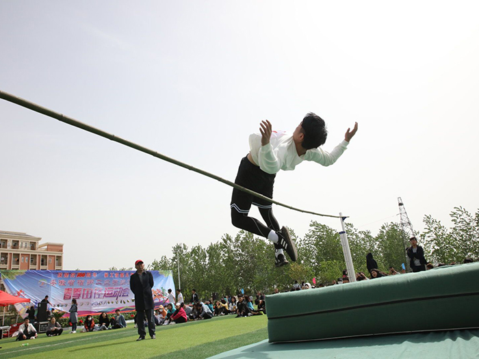 庆建党一百周年 展工校健儿风采 ——安徽省宿州工业学校举行2021年春季田径运动会(图18)