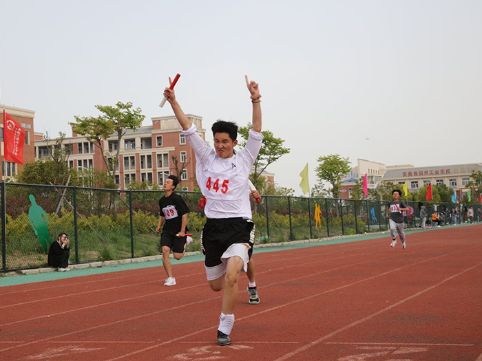 庆建党一百周年 展工校健儿风采 ——安徽省宿州工业学校举行2021年春季田径运动会(图15)