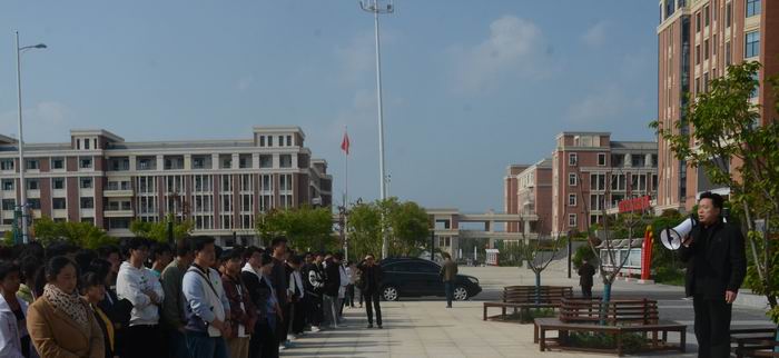 牢记消防安全  共筑平安校园——安徽省宿州工业学校举行消防应急安全演练(图5)