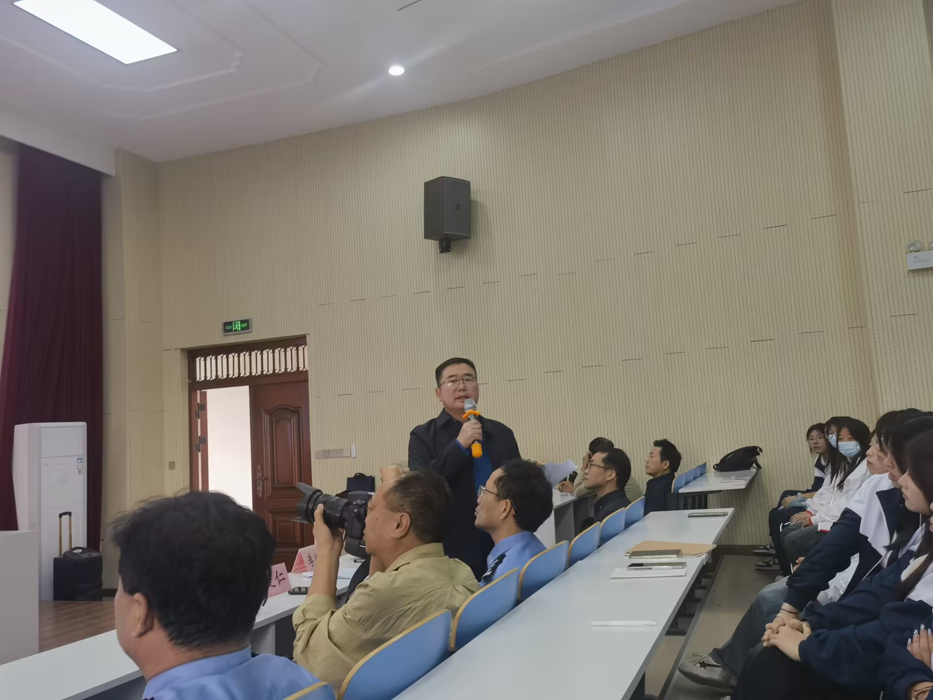 弘扬英模精神 汲取奋进力量(图3)