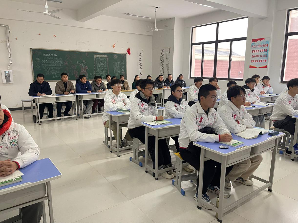 奋楫笃行  深耕不辍--宿州工业学校杨雪侠班主任工作室举行班会观摩活动(图1)