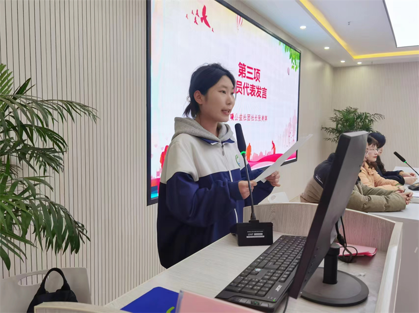 弘扬雷锋精神，让青春在奉献中绽放  ——宿州工业学校开展“3·5”学雷锋主题团日活动(图2)