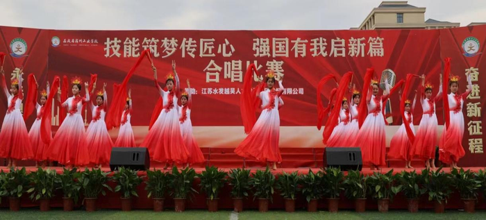 宿州工业学校举办“技能筑梦传匠心，强国有我启新篇”合唱比赛(图2)