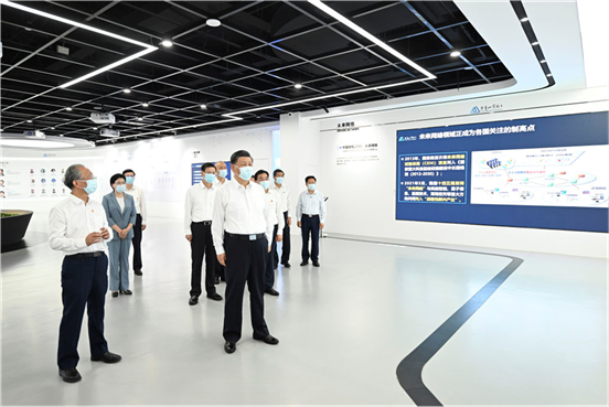 习近平在江苏考察时强调 在推进中国式现代化中走在前做示范 谱写“强富美高”新江苏现代化建设新篇章(图10)