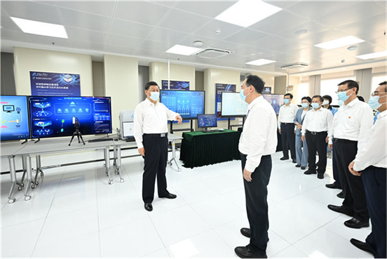 习近平在江苏考察时强调 在推进中国式现代化中走在前做示范 谱写“强富美高”新江苏现代化建设新篇章(图12)