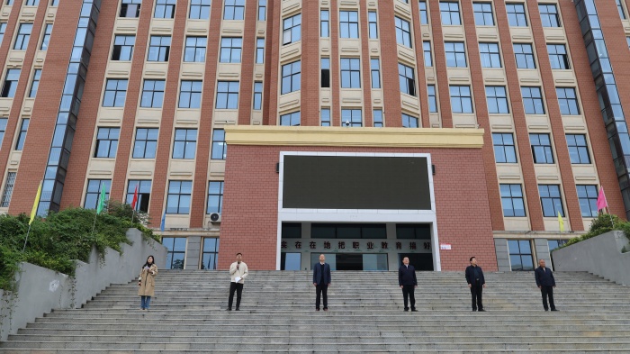 宿州工业学校开展校内交通安全教育(图1)