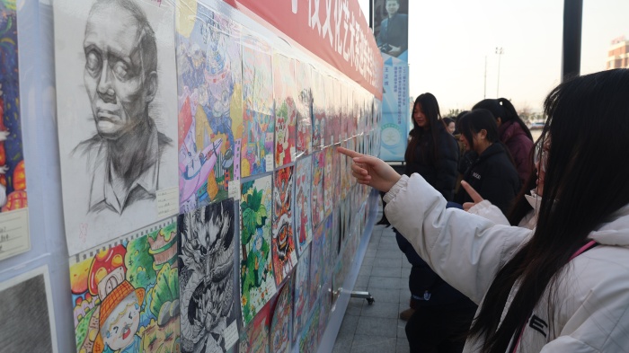 宿州工业学校文化艺术系举办“贺非遗  迎新年”元旦画展(图2)