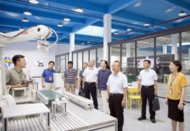 抢抓“一体化”发展机遇 探求“高质量”发展目标 --市委教育工委书记、市教体局局长甘大庆调研宿州工业学校