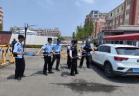 宿州工业学校与朱仙庄镇派出所联合举行反恐防暴演练