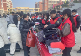 践行雷锋精神 助力乡村振兴——宿州工业学校开展旧衣回收再利用环保公益活动